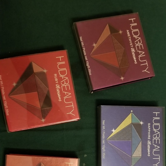 Eye shadow pallets - Picture 1 of 1